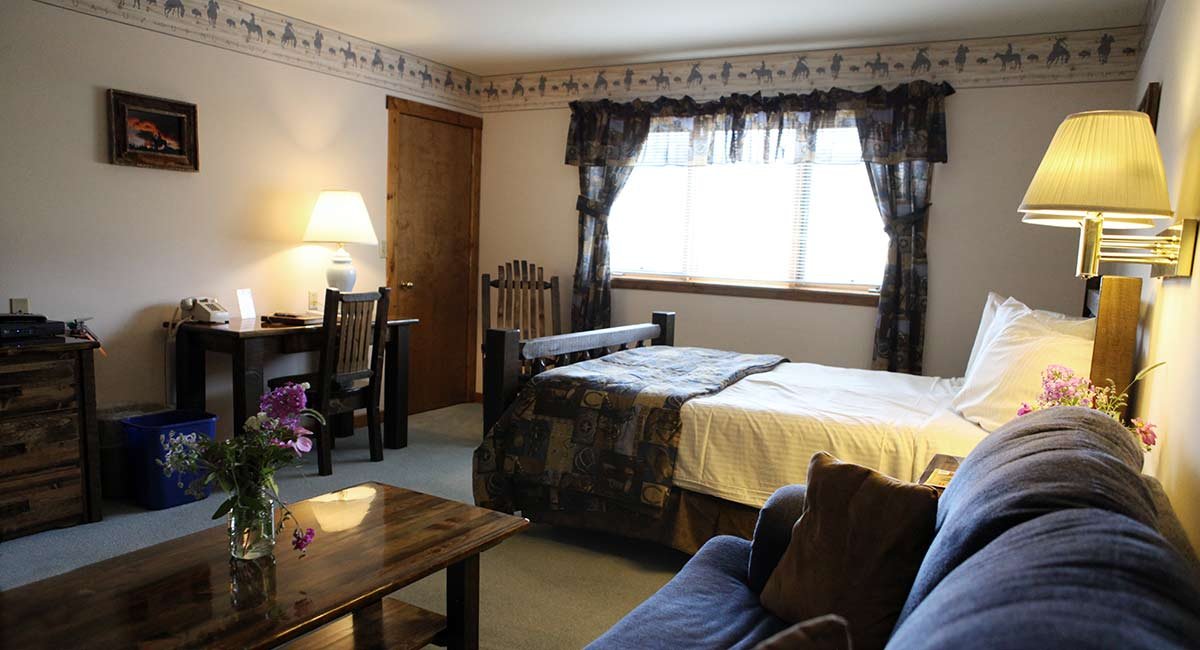 Studios Gardiner Mt B B Yellowstone Basin Inn
