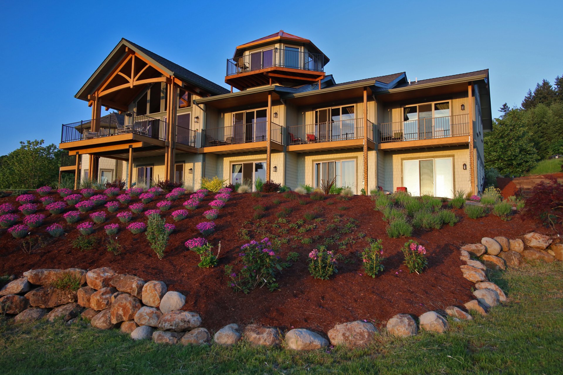 Bella Collina Bed & Breakfast Wine Country Hotel & Wine Country Resort